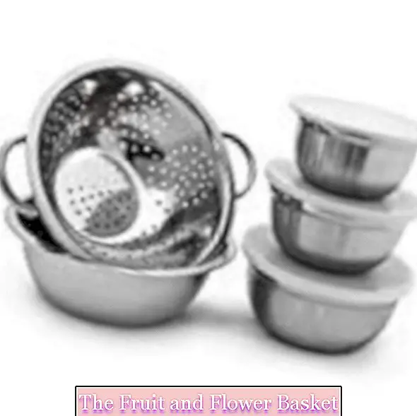 Set di vasche Relaxdays in acciaio inossidabile, AxLxP: 10 x 24 x 30 cm, 5 pezzi, impilabile, scolapasta, frisc?